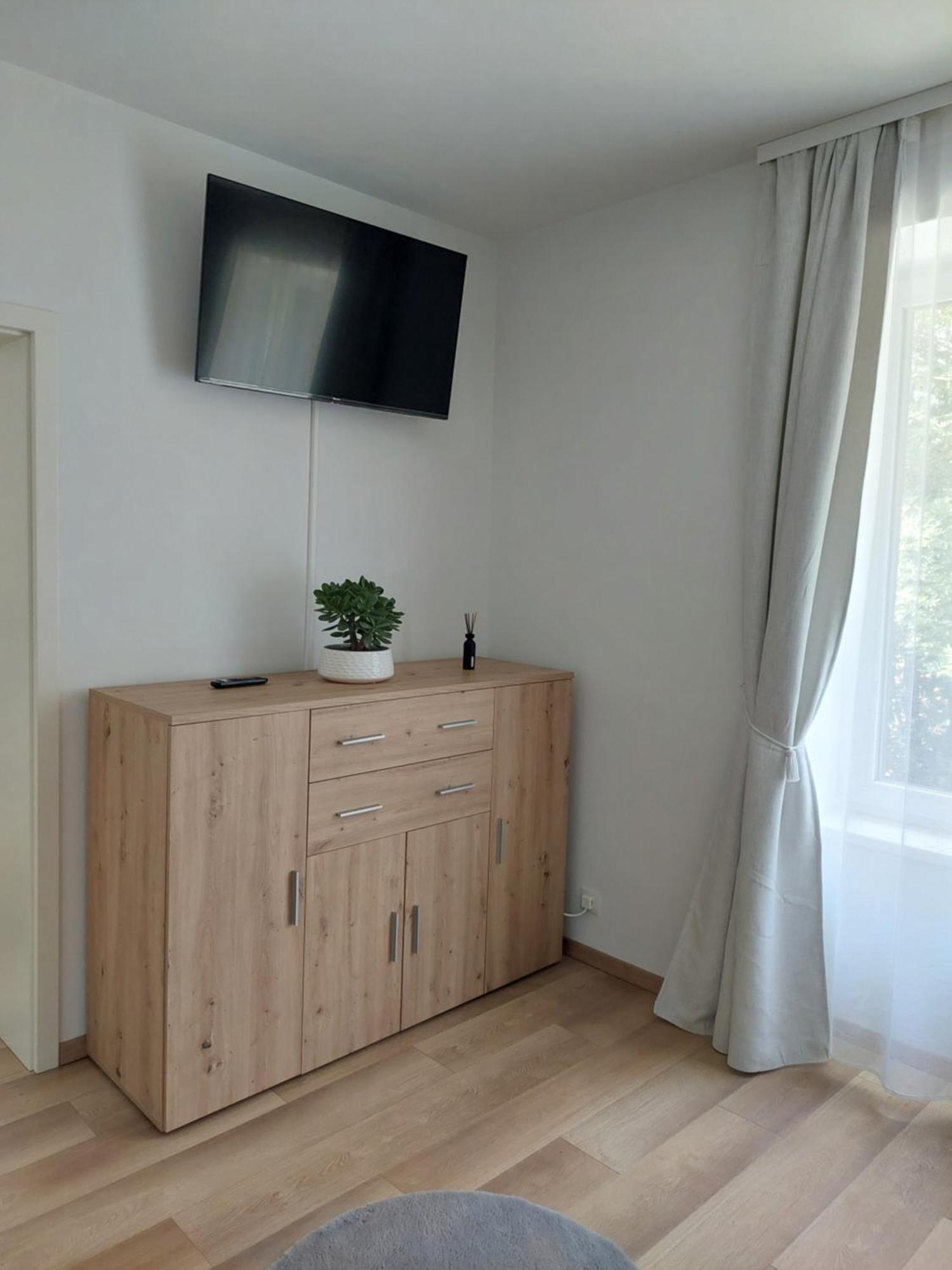 Sandra Apartment *